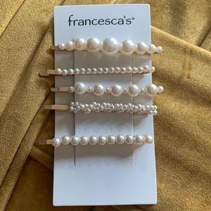 *3 for $10* Pearl Barrette Clips